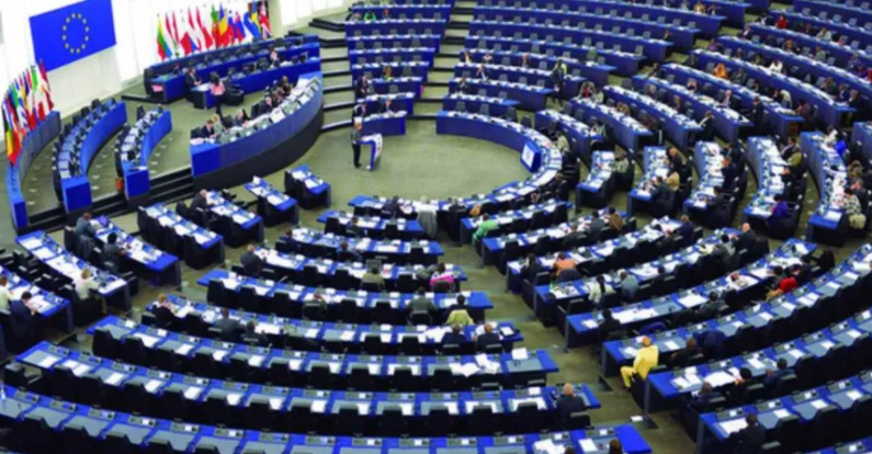 El Parlamento Europeo insta a los Estados miembro a garantizar el acceso universal a la salud sexual y reproductiva
